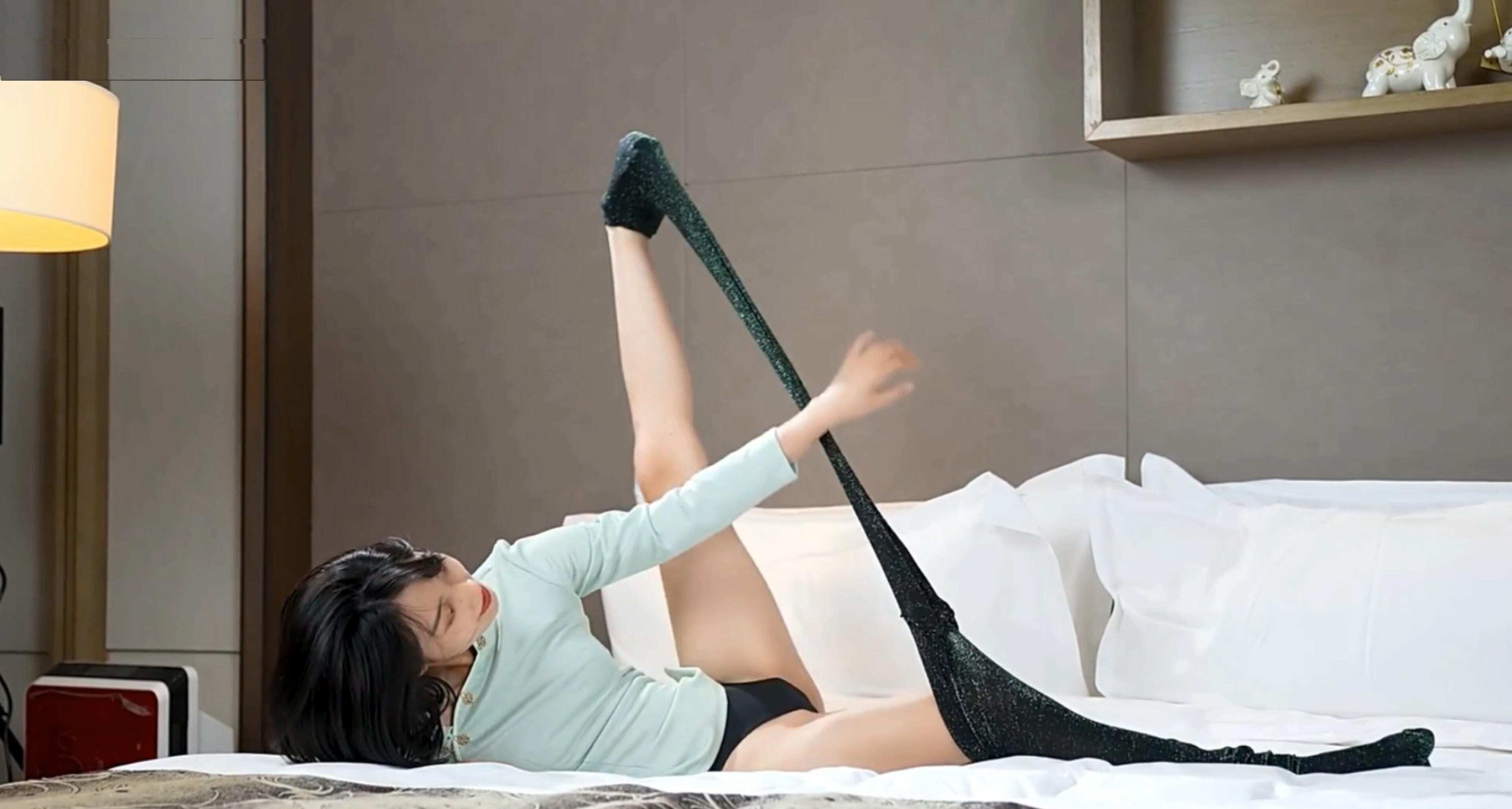 OL私房脱丝袜